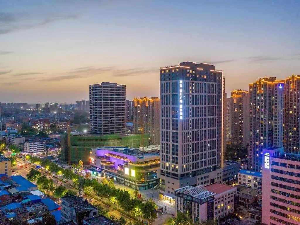 ***  Lavande Hotel Xuchang Pangdonglai Hengdajinhui Plaza China