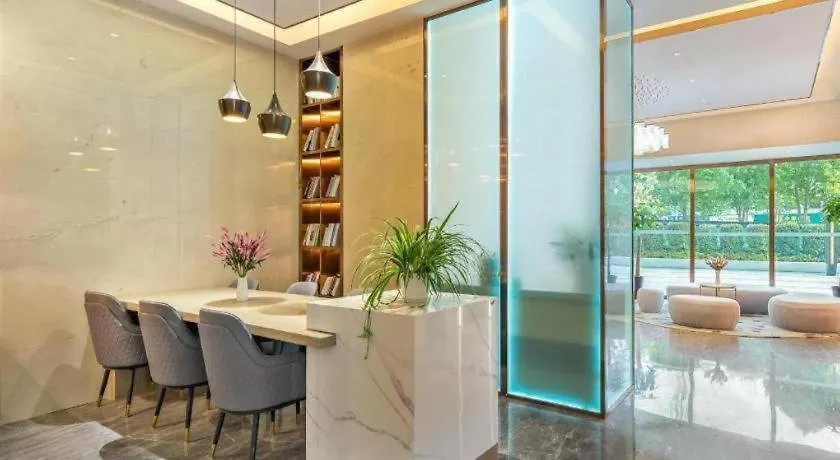 Lavande Hotel Xuchang Pangdonglai Hengdajinhui Plaza China