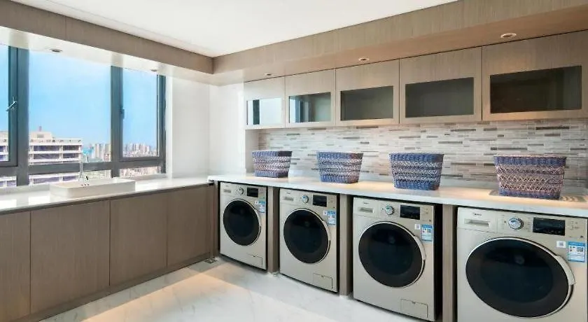 Lavande Hotel Xuchang Pangdonglai Hengdajinhui Plaza